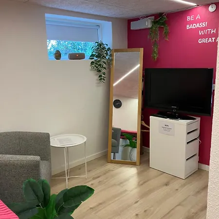 Rum i privatbostad Hyggeligt Vaerelse, Egen Indgang & Gode Faciliteter Vejle